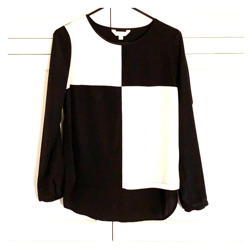 Black and white long sleeve blouse